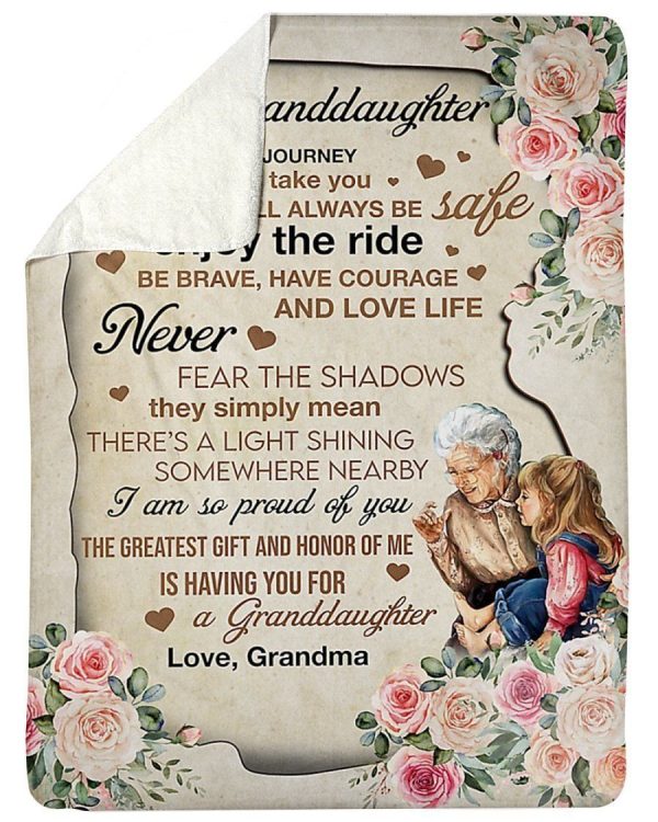 Roses Never Fear The Shadows Grandma To Granddaughter Fleece Blanket S